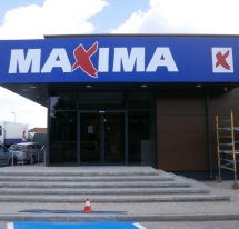 MAXIMA X