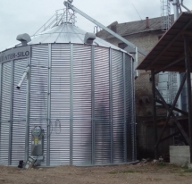 (Lithuanian) GRŪDŲ SAUGOJIMO BOKŠTO PAMATŲ ĮRENGIMAS, KELMĖS R.